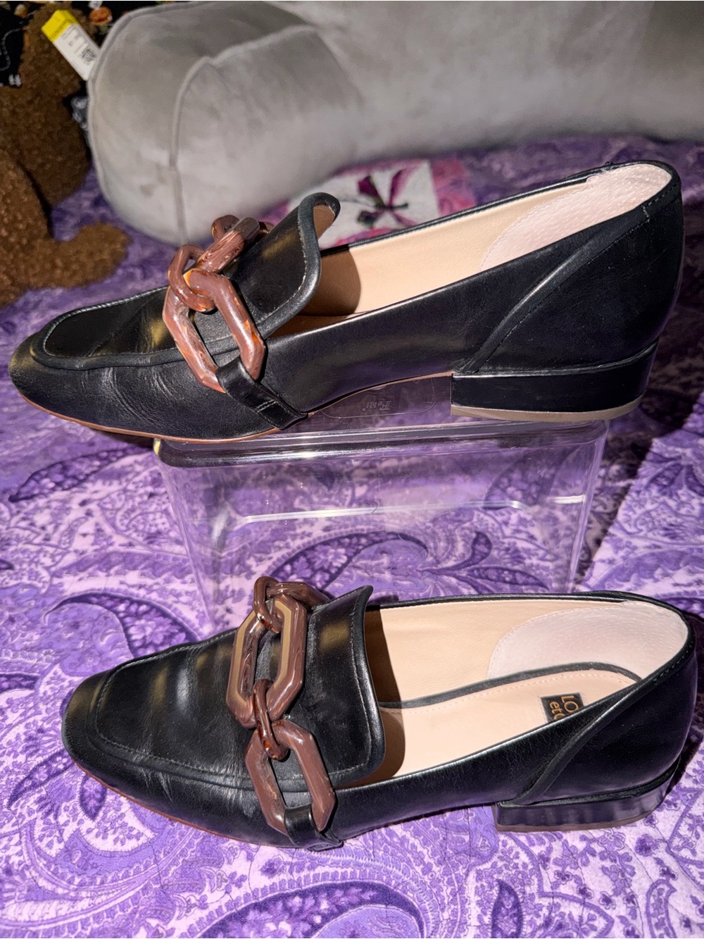 Louise Et Cie Emlen Chain Black Leather Loafer
